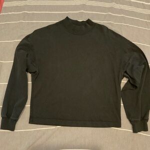 Uniqlo Sweater Black Crew Neck Size XS
